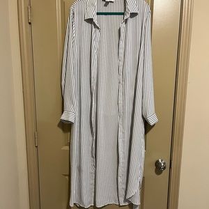 Stripped black and white duster with belt.